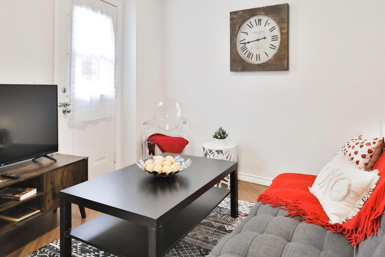 Free Parking And Location Apartamento Montreal